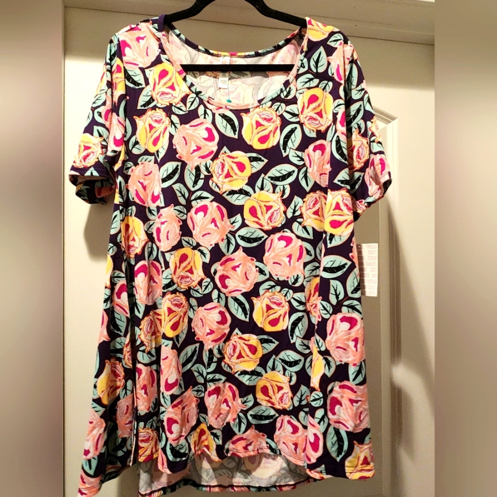 Lularoe Floral Perfect T Large